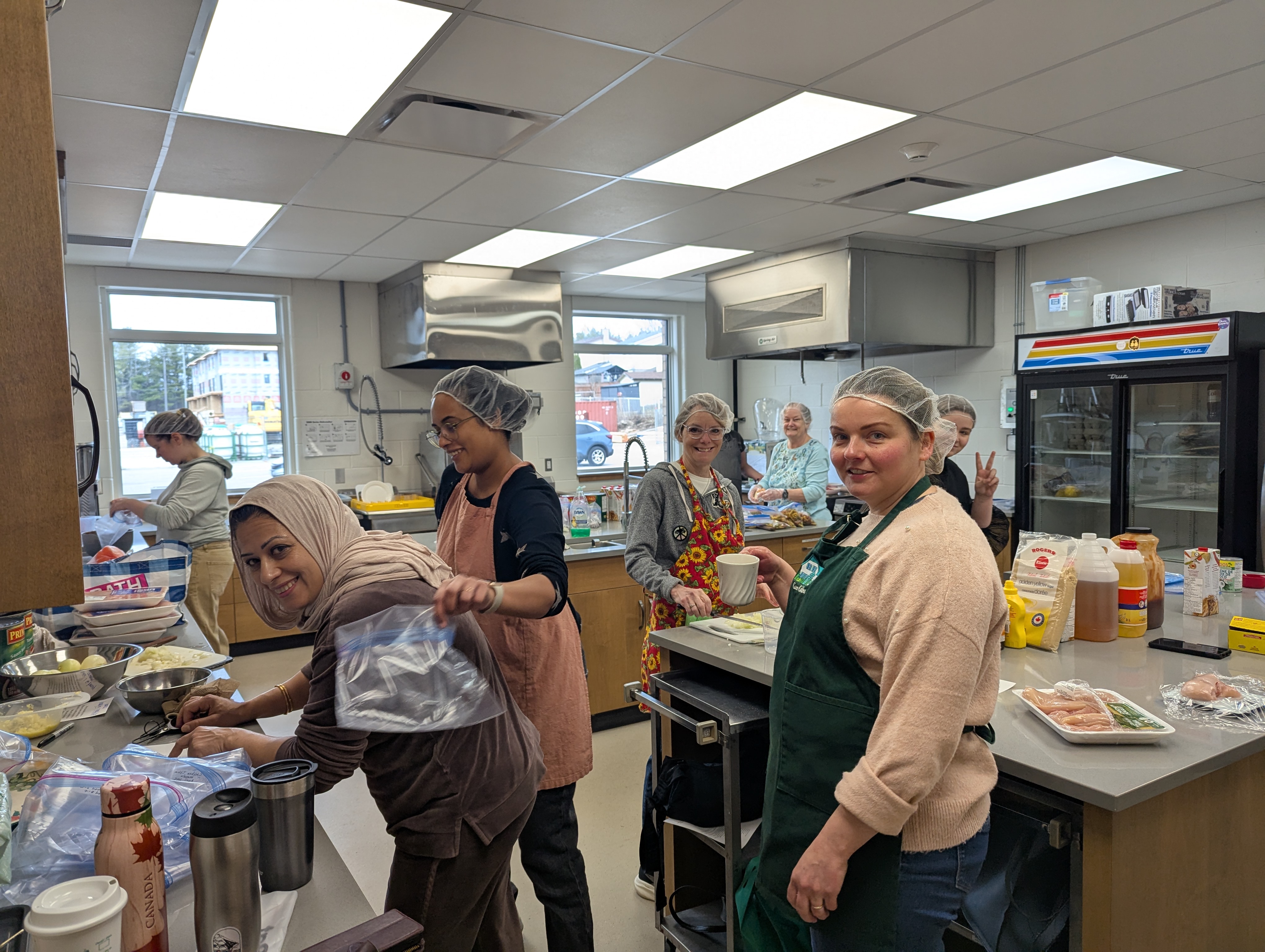 Programming at the SideWalk Centre includes food preparation classes, food assistance programs, pickup sports, yoga, music
classes, and cultural events. Image credit: All Saints’ Anglican Church